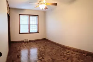 9715 W Wisconsin Ave, Wauwatosa, WI 53226 - Photo 12