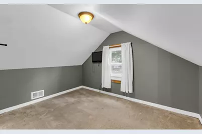 7557  Shorewood Dr, Salem Lakes, WI 53168 - Photo 24