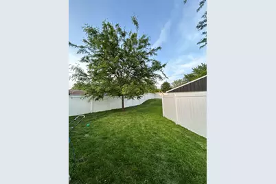 4454 S 1st St, Milwaukee, WI 53207 - Photo 6