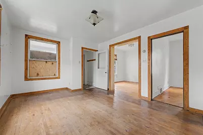 2910 N 17th St, Milwaukee, WI 53206 - Photo 4