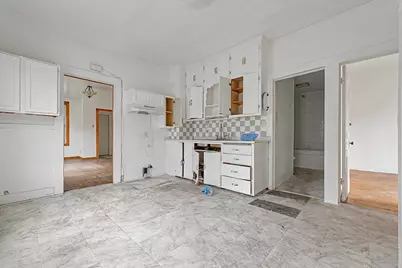 2910 N 17th St, Milwaukee, WI 53206 - Photo 8