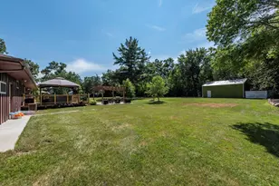 895 School St, Salem Lakes, WI 53170 - Photo 32
