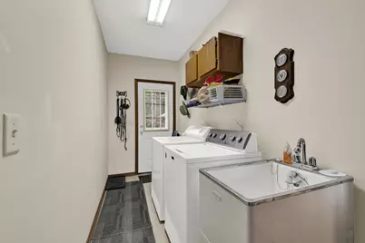 6497  Sky Ct, West Bend, WI 53095 - Photo 12