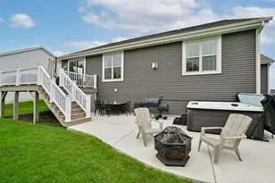 N174W20564 Laurel Springs Cir, Jackson, WI 53037 - Photo 34