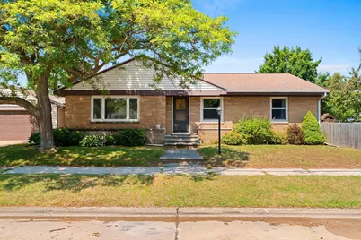 2012  34th St, Two Rivers, WI 54241 - Photo 44