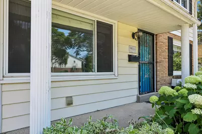 9035 W Morgan Ave, Milwaukee, WI 53228 - Photo 2