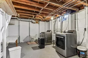 9035 W Morgan Ave, Milwaukee, WI 53228 - Photo 28