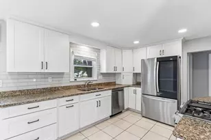 9035 W Morgan Ave, Milwaukee, WI 53228 - Photo 10