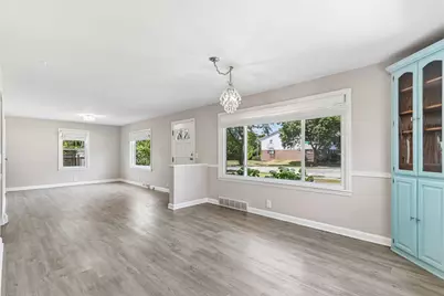9035 W Morgan Ave, Milwaukee, WI 53228 - Photo 6