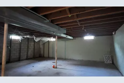 8334 W Denver Ave, Milwaukee, WI 53223 - Photo 20