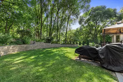 11221 W Drake Ln, Franklin, WI 53132 - Photo 54