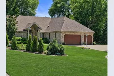 11221 W Drake Ln, Franklin, WI 53132 - Photo 28