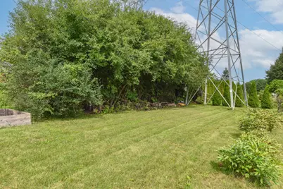 2751 N 118th St, Wauwatosa, WI 53222 - Photo 32