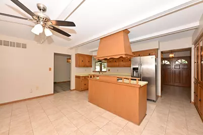 3660 S Joseph Rd, New Berlin, WI 53151 - Photo 8