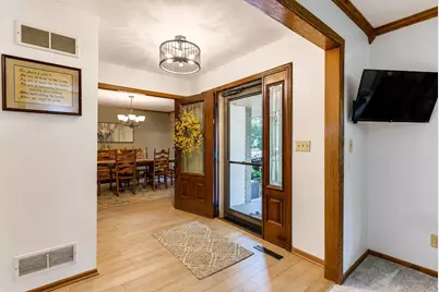 952  Greenway Ter, Hartland, WI 53029 - Photo 8