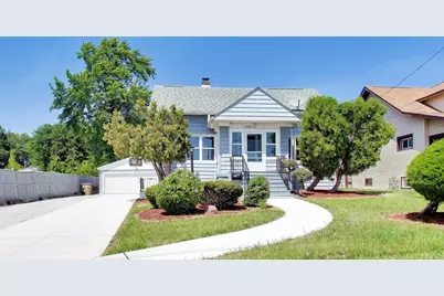 4506  75th St, Pleasant Prairie, WI 53142 - Photo 2
