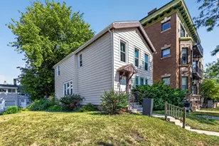 1450 N Humboldt Ave, Milwaukee, WI 53202 - Photo 2