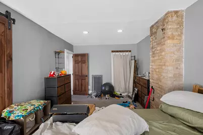 1450 N Humboldt Ave, Milwaukee, WI 53202 - Photo 12