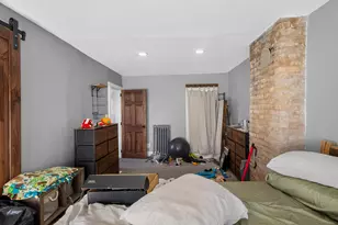 1450 N Humboldt Ave, Milwaukee, WI 53202 - Photo 12