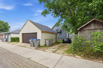 2639 N 55th St, Milwaukee, WI 53210 - Photo 20