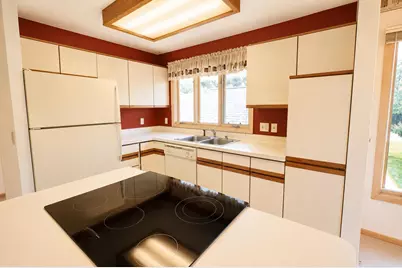 5915  Taylor Ave #1, Racine, WI 53403 - Photo 8