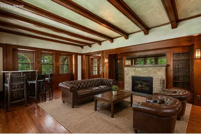 6789 N Elm Tree Rd, Glendale, WI 53217 - Photo 2