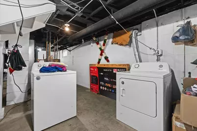 3850 S 18th St, Milwaukee, WI 53221 - Photo 18