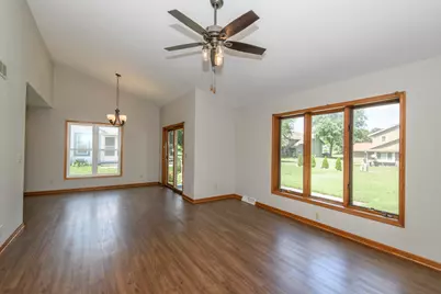 N58W23798  Hastings Ct, Sussex, WI 53089 - Photo 10