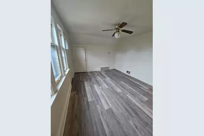 4136 N 21st St, Milwaukee, WI 53209 - Photo 6