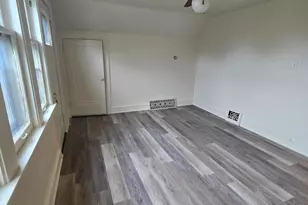 4136 N 21st St, Milwaukee, WI 53209 - Photo 6