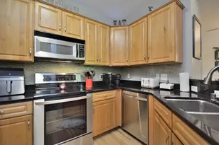N74W13737 Appleton Ave, Menomonee Falls, WI 53051 - Photo 14