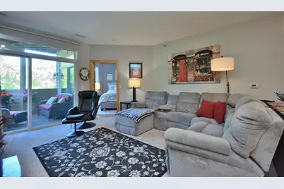 N74W13737  Appleton Ave #116, Menomonee Falls, WI 53051 - Photo 6