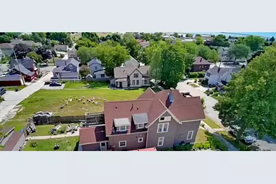 422  Niagara Ave, Sheboygan, WI 53081 - Photo 4