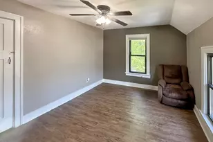 519 Hill St, Sparta, WI 54656 - Photo 2