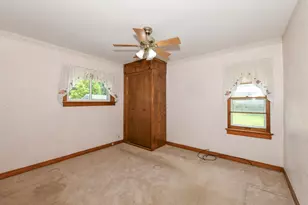 2400 S 100th St, West Allis, WI 53227 - Photo 14