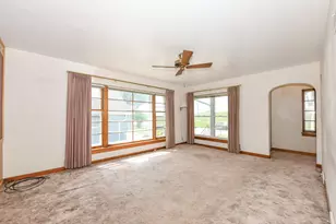 2400 S 100th St, West Allis, WI 53227 - Photo 6