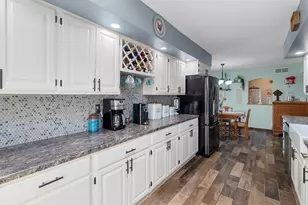 4517 Harvest Cir, Manitowoc, WI 54220 - Photo 38