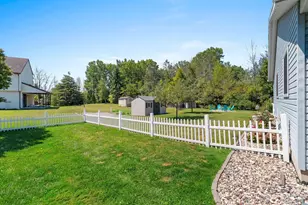 4517 Harvest Cir, Manitowoc, WI 54220 - Photo 4
