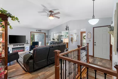 4517  Harvest Cir, Manitowoc, WI 54220 - Photo 28