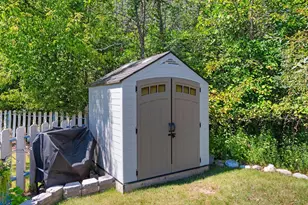 4517 Harvest Cir, Manitowoc, WI 54220 - Photo 8