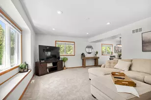 1586 Highland Ave, Richfield, WI 53033 - Photo 8