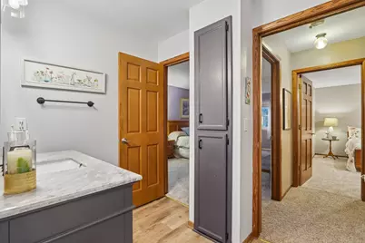 4047 S 70th St, Milwaukee, WI 53220 - Photo 16