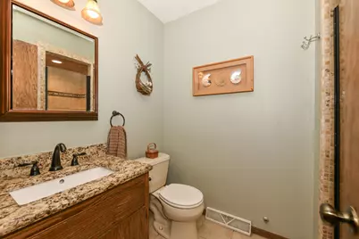 2367 S 118th St, West Allis, WI 53227 - Photo 26