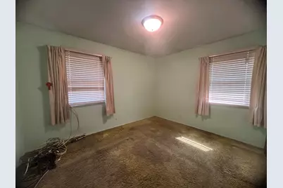 5326  68th St, Kenosha, WI 53142 - Photo 6
