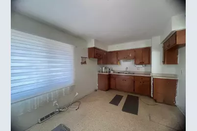 5326  68th St, Kenosha, WI 53142 - Photo 2