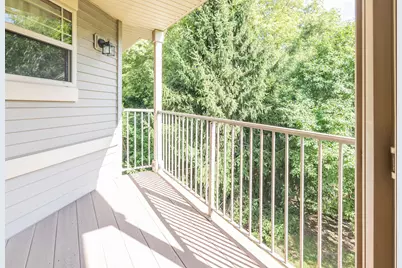 N82W13392  Fond Du Lac Ave #201, Menomonee Falls, WI 53051 - Photo 6