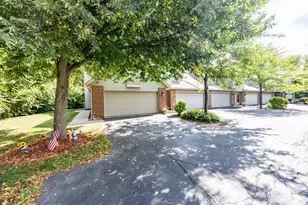 N82W13392 Fond Du Lac Ave, Menomonee Falls, WI 53051 - Photo 4