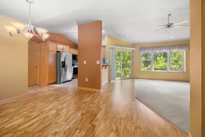 N82W13392  Fond Du Lac Ave #201, Menomonee Falls, WI 53051 - Photo 22