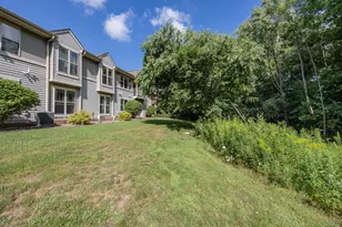 N82W13392 Fond Du Lac Ave, Menomonee Falls, WI 53051 - Photo 12
