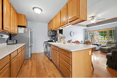 1220  Stillwater Ln, Hartford, WI 53027 - Photo 18